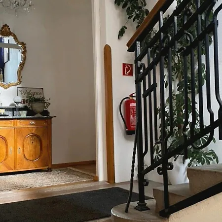 Im Gruenen Lejlighedshotel Leoben (Styria)