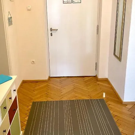 Im Gruenen Lejlighedshotel Leoben (Styria)