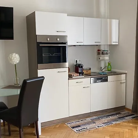 Lejlighedshotel Im Gruenen Leoben (Styria)